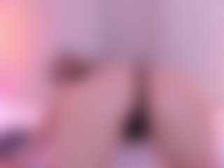 Ambarmml's Live Sex Cam Show