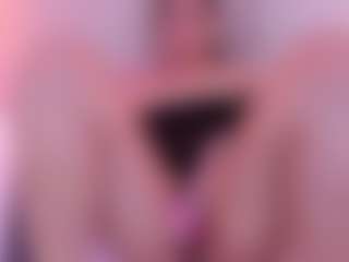 Live cam show with Ambarmml - Squirt on intimatelivegirls.com