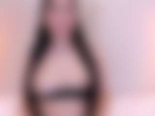 Live cam show with Ambarmml - Athletic White on Milfs Live | colombia