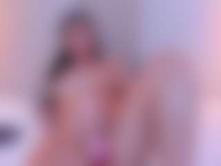 Ambarmml's Live Sex Cam Show