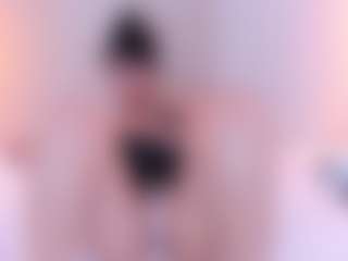 Live cam show with Ambarmml - BBW Shaved Pussy on Uber Horny