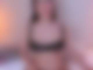 Ambarmml's Live Sex Cam Show