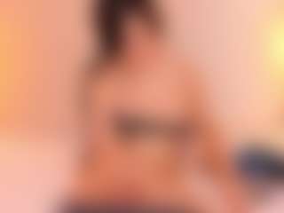 Ambarmml's Live Sex Cam Show