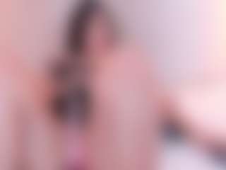 Ambarmml's Live Sex Cam Show
