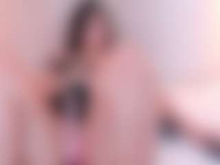 Ambarmml's Live Sex Cam Show