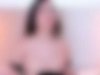 Live cam show with Ambarmml - Athletic BBW on Camming Site