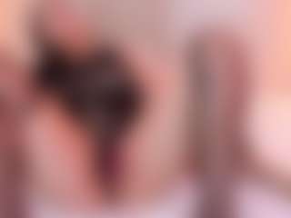 Ambarmml's Live Sex Cam Show