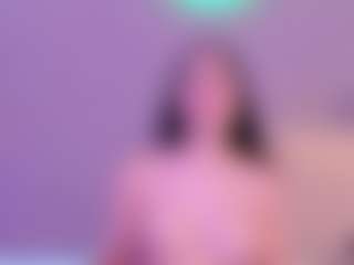 Ambarmml's Live Sex Cam Show