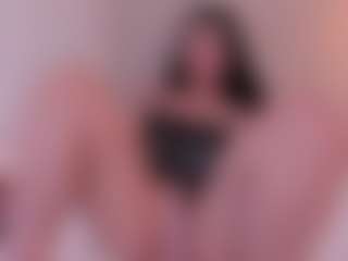 Ambarmml's Live Sex Cam Show