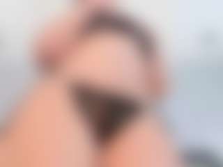 Ambarmml's Live Sex Cam Show