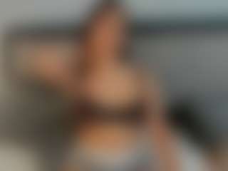 Ambarmml's Live Sex Cam Show