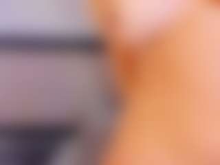 Live cam show with Ambarmml - Fingering on Hubzter Live