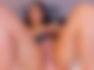 Ambarmml's Live Sex Cam Show