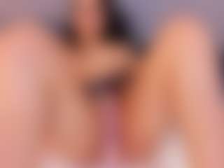 Ambarmml's Live Sex Cam Show