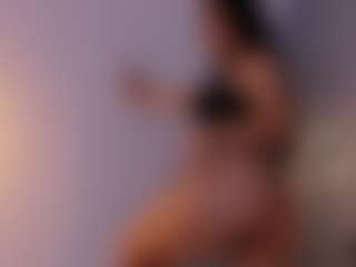 Ambarmml's Live Sex Cam Show