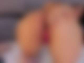 Ambarmml's Live Sex Cam Show