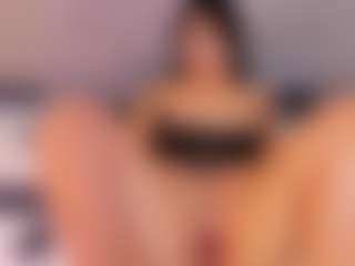 Ambarmml's Live Sex Cam Show