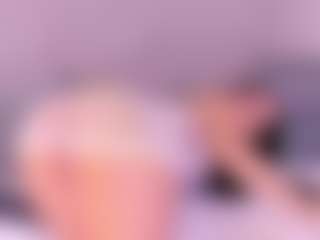 Live cam show with Ambarmml - Petite Teen (18+) on Streamer API