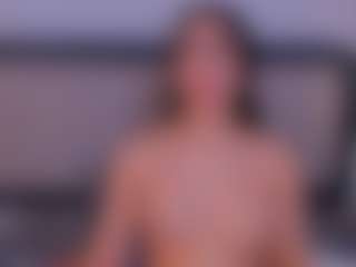 Live cam show with Ambarmml - Erotic Dance on fapnchat