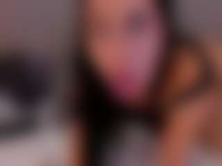 Live cam show with Ambarmml - White Teen (18+) on Camsoda | colombia