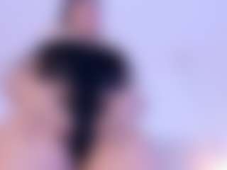 Live cam show with Ambarmml - Solo on Camsoda
