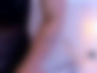 Ambarmml's Live Sex Cam Show