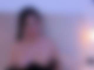 Live cam show with Ambarmml - Skinny Teen (18+) on Camsoda