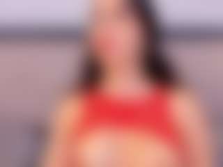 Live cam show with Ambarmml - Striptease on Fit Hotties