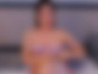Live cam show with Ambarmml - Athletic on Ass Tok