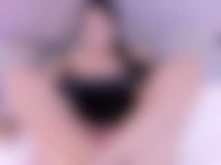 Ambarmml's Live Sex Cam Show
