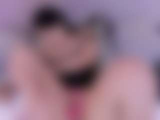 Ambarmml's Live Sex Cam Show