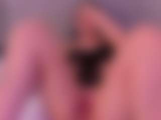 Ambarmml's Live Sex Cam Show