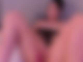 Ambarmml's Live Sex Cam Show