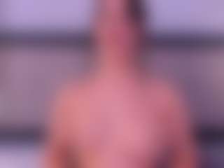 Live cam show with Ambarmml - Striptease Teen (18+) on sexylive.show