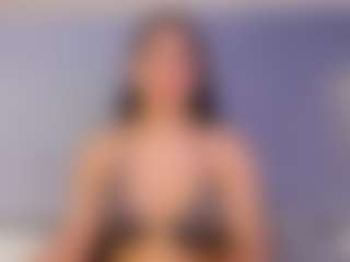 Ambarmml's Live Sex Cam Show
