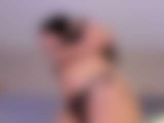 Live cam show with Ambarmml - Petite on Camsoda