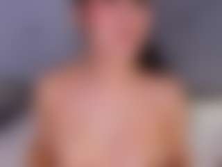 Ambarmml's Live Sex Cam Show