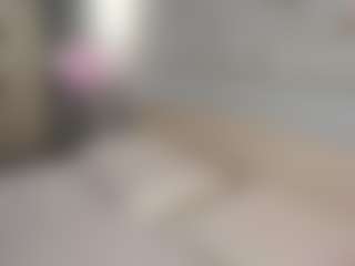 Live cam show with Alberta - Legs on Camiplay Live