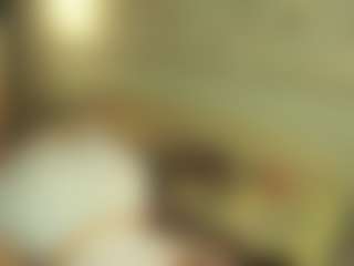 Live cam show with Alberta - Blue Eyes on Milfs Live