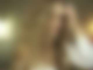 Live cam show with Alberta - Upskirt on Camsoda