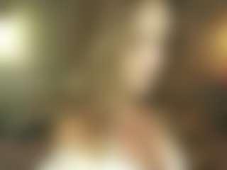 Live cam show with Alberta - Blue Eyes on googirlz