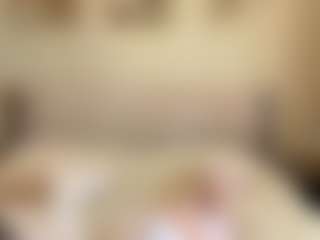 Live cam show with Alberta - Petite on Camsoda