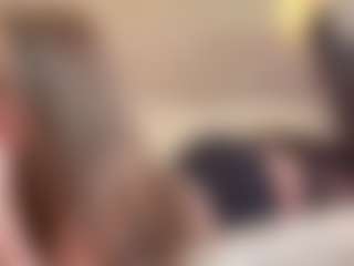 Live cam show with Alberta - College on Dolls Live