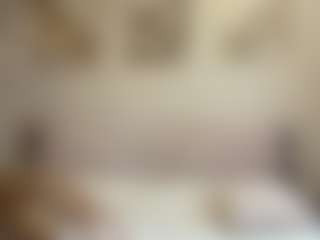 Live cam show with Alberta - Pretty on Fit Hotties