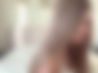 Live cam show with Alberta - Public Brown Hair on Camsoda