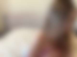 Live cam show with Alberta - Striptease on Cam Slut