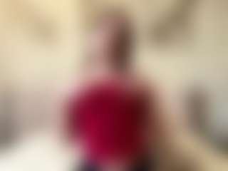 Live cam show with Alberta - Public Brown Hair on Cam Slut