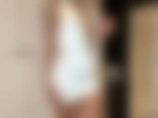 Live cam show with CleoraRaffield - Nipple Piercings on Dare Cams