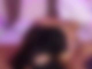 Live cam show with Dakota-Reese - Skinny on Camsoda
