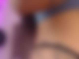 Dakota-Reese's Live Sex Cam Show